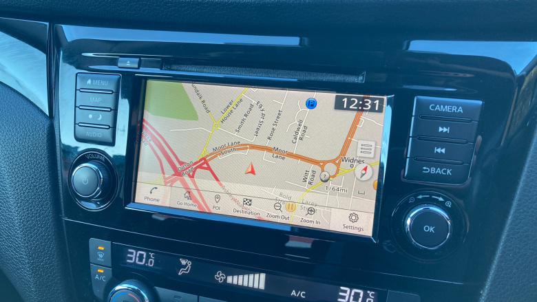 Nissan Qashqai 1.3 DiG-T 160 Acenta Premium 5dr Petrol Hatchback